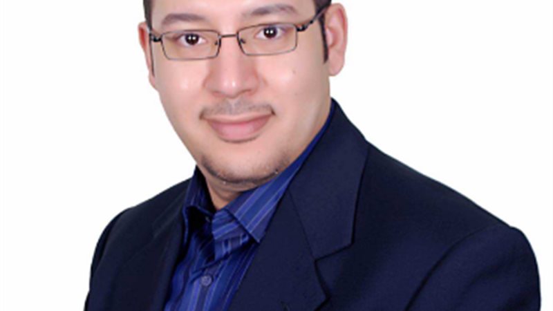 ل الدكتور إيهاب سعد