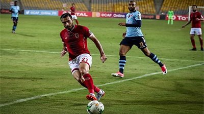 علي معلول يسجل هدف الأهلي الأول أمام النجمة