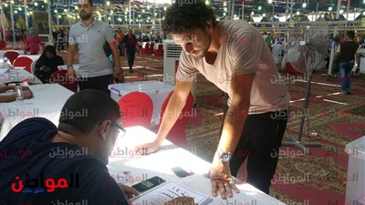 صور.. حسام غالي يشارك في عمومية الأهلي