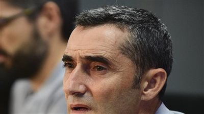 فالفيردي: النادي يدعمني و بيكيه يركز في كرة القدم