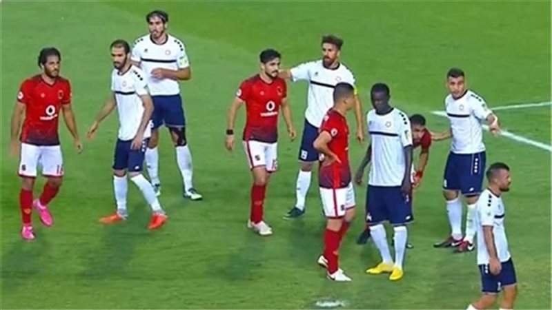 الأهلي والنجمة