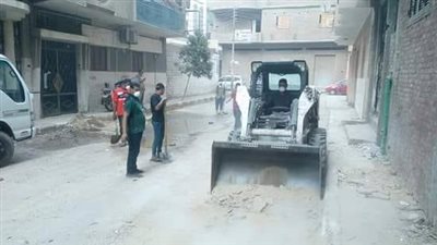 حملة نظافة بالتعاون مع المواطنين بحى شرق سوهاج