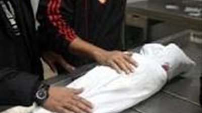 وفاة طفل سقط من سيارة بالطريق فى سوهاج