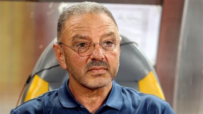 جلسة فنية بين طلعت يوسف ولاعبي المقاصة