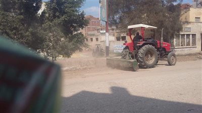 حملة نظافة مكبرة بقري مركز قلين لتجميل الطرق الرئيسية والفرعية