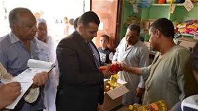 حملات تموينية تسفرعن ضبط كميات كبيرة من السجائر فى سوهاج
