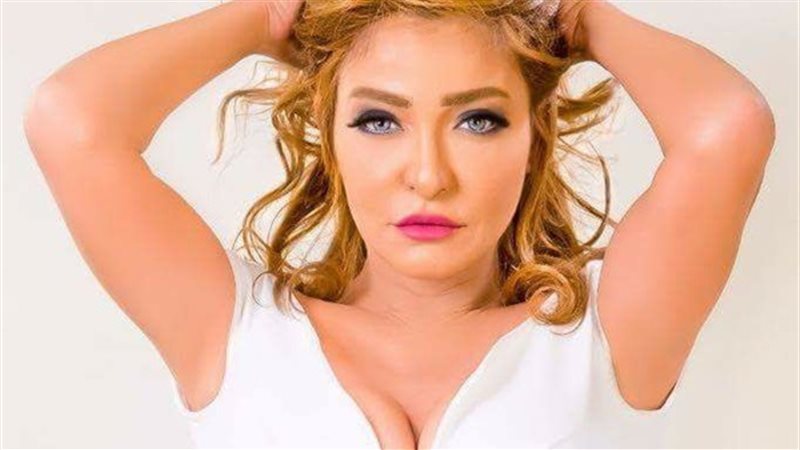 الفنانة علا غانم