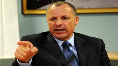 هاني أبوريدة يتلقى التهاني من 