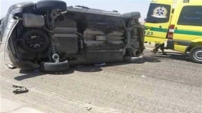 ننشر أسماء والحالة الصحية لـ 27 عاملا في انقلاب سيارة نصف نقل بالفرافرة 