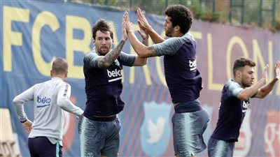 صور.. برشلونة يعود للتدريبات استعدادا لمواجهة توتنهام هوتسبير 