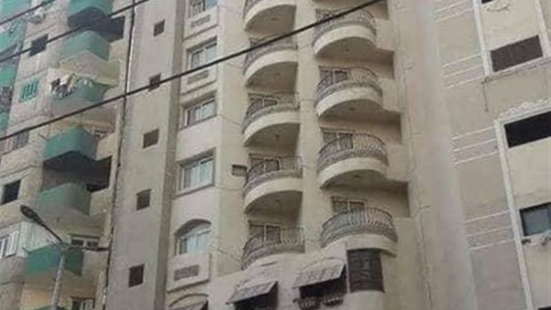 ميل مفاجئ ببرج سكني