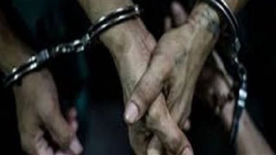 القبض على عاطلين  لاتهامهم بخطف حقائب وتليفونات السيدات ببنى سويف