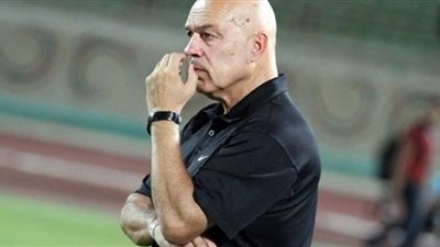 جروس يقسم لاعبيه لمجموعتين ومباراة وديه علي هامش المران