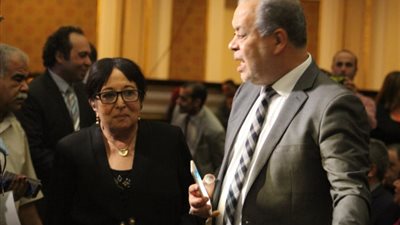 صور .. أشرف ذكي يصل حفل افتتاح ملتقى القاهرة الدولي الأول للمسرح الجامعي