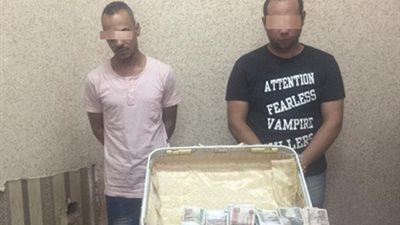 القبض على مرتكبى واقعة سرقة مبلغ مالى من خزينة مصنع لإنتاج المنظفات بأكتوبر