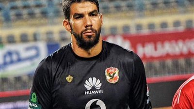 شريف إكرامي يكشف حقيقة أعتدائه على رجال الإسعافات الأولية