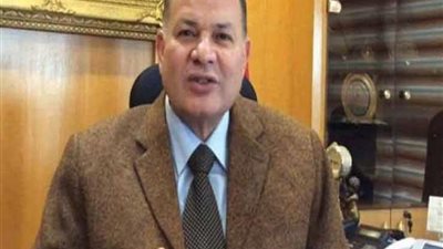 المحافظ يتفقد عدد من مصانع منطقة كوم أوشيم الصناعية