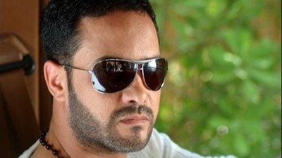 شاهد..  صورة جديدة للفنان محمد رجب ونجله