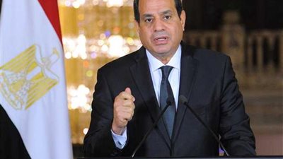  الرئيس السيسى يضع إكليلا من الزهور على قبر الجندى المجهول احتفالًا بانتصارات أكتوبر