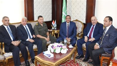 صور.. محافظ البحيرة يفتتح مقر مجمع محاكم مجلس الدولة الجديد