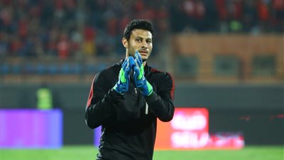 مران قوي لحراس مرمى الأهلي قبل مواجهة الاتحاد