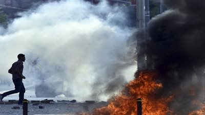 مسلحون أكراد يضعوا قنبلة على طريق عام بجنوب البلاد