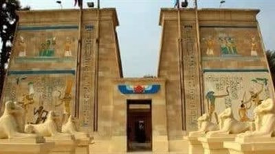 اليوم.. وزيرة البيئة تطلق مبادرة لحماية البيئة من القرية الفرعونية 