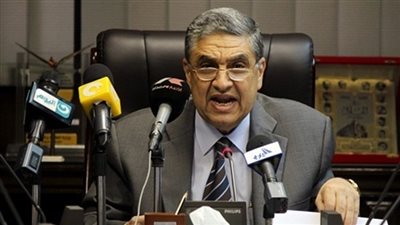 وزير الكهرباء يوقع العقود الاستشارية مع الشركة القابضة لتطوير 5 مراكز تحكم