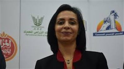 في ذكرى حرب أكتوبر .. مايا مرسي تهنئ أمهات وزوجات شهداء الوطن 