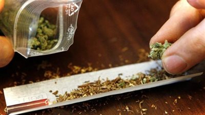 القبض على أكبر مروج للإستروكس وبحوزته 5 كيلو وسلاح ناري في القاهرة