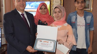 بنى سويف في أسبوع.. المحافظ يتفقد محور عدلي منصور.. وتكريم أوائل التعليم الفنى.. وإقالة رئيس وحدة قروية