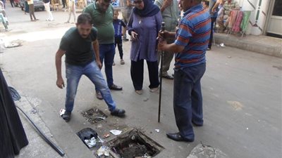 محافظ الأسكندرية يوجه بمتابعة أعمال تطهير شنايش الأمطار بـ حي غرب 