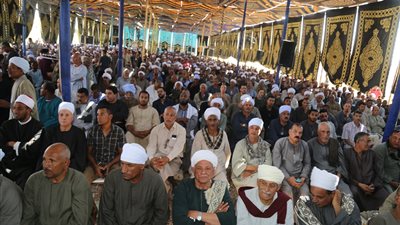 لوقف سلسال الدم.. محافظ قنا يشهد جلسة صلح القودة بين أبناء عائلتي القناشات والقنادلة بفرشوط