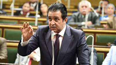 برلمانى يشيد بقوافل وزارة الأوقاف الطبية 