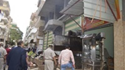 صور.. رئيس مدينة كفرالشيخ يتابع تنفيذ قرار إزالة لبناء مخالف