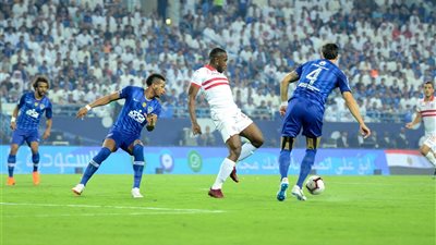 الزمالك يهزم الهلال 2-1 ويتوج بالسوبر المصري السعودي