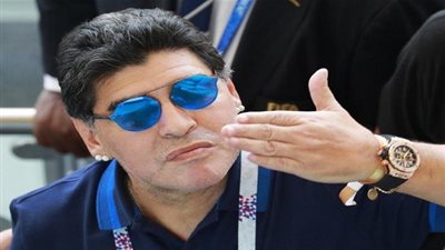 مارادونا: جئت إلى المكسيك من أجل العمل ولا أبيع الهواء!