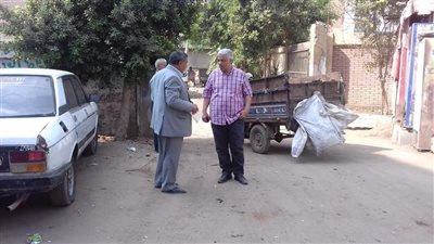 سكرتير عام القليوبية يتفقد منطقة عزبة ابو خضرة لمتابعة مرافق قسم النظافة