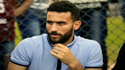 ‏باسم مرسي يهنئ لاعبي الزمالك بعد التتويج بالسوبر المصري السعودي