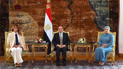 صور.. ميلانيا ترامب: شكرًا للرئيس السيسي.. وتؤكد: الأهرامات كنز تاريخي
