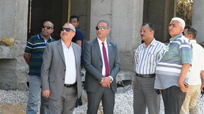 الانصاري يكلف بمراجعة تراخيص العقارات بمنطقة سيتى فى سوهاج