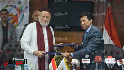 صور.. وزير الشباب يوقع بروتوكول تعاون مع مؤسستي مصر الخير وأجيال مصر 