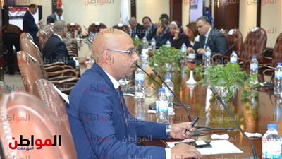 مسعد شاهين يستمع لبرنامج اجتماع المجلس الأعلى لتنظيم الإعلام