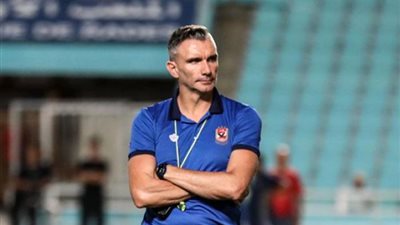 كارتيرون يعالج أخطاء لاعبي الأهلي أمام الاتحاد بالفيديو