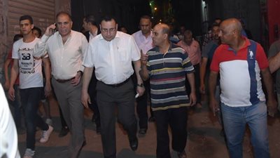 محافظ الإسكندرية يوجه رئيس حي شرق بشن حملة لإزالة الإشغالات