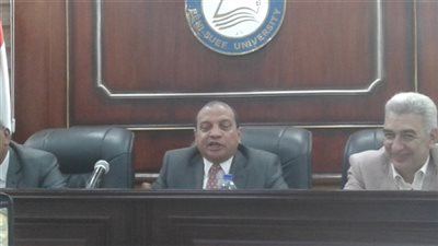 رئيس جامعة بني سويف: طلاب إعلام هم سفراء الجامعة 