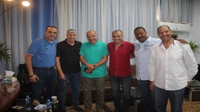 أحمد شوبير يزور نادي الشمس في جولة انتخابية
