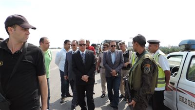 مدير أمن البحيرة يتفقد الأماكن الشرطية بمدينة غرب النوبارية ومركز شرطة وادى النطرون 