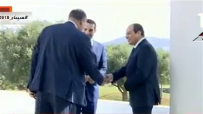 عاجل .. الرئيس السيسي يلتقي رئيس الوزراء اليوناني قبيل القمة الثلاثية مع قبرص واليونان 