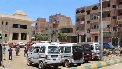 فصل موقف سيارات مطاى بالمنيا استجابة لمطالب المواطنين